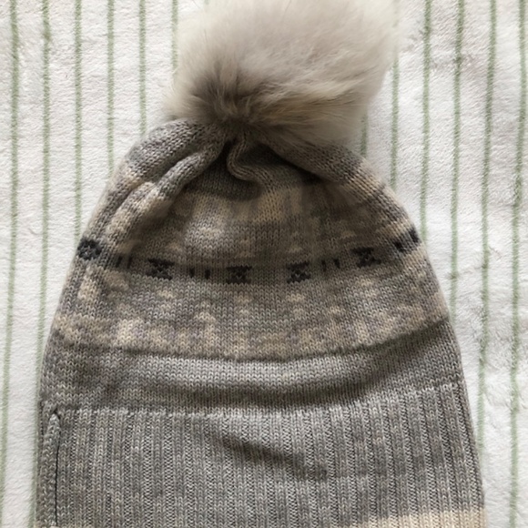 Roots Toque - Picture 2 of 5